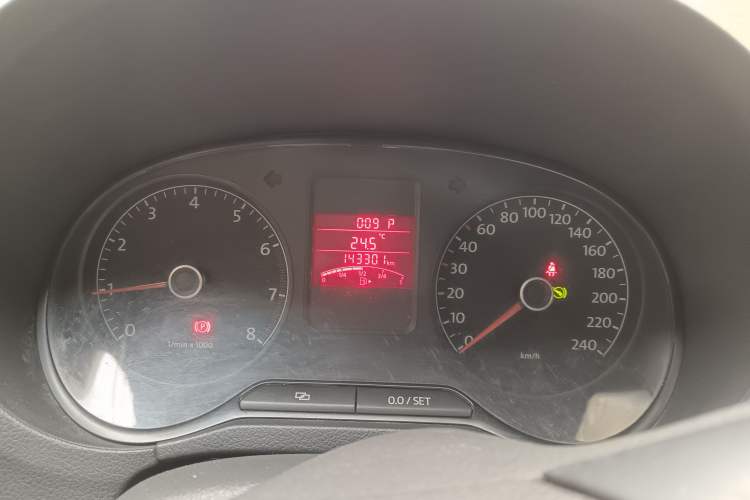 Used Volkswagen Polo 2012 1.6L Cross Polo Automatic Transmission
