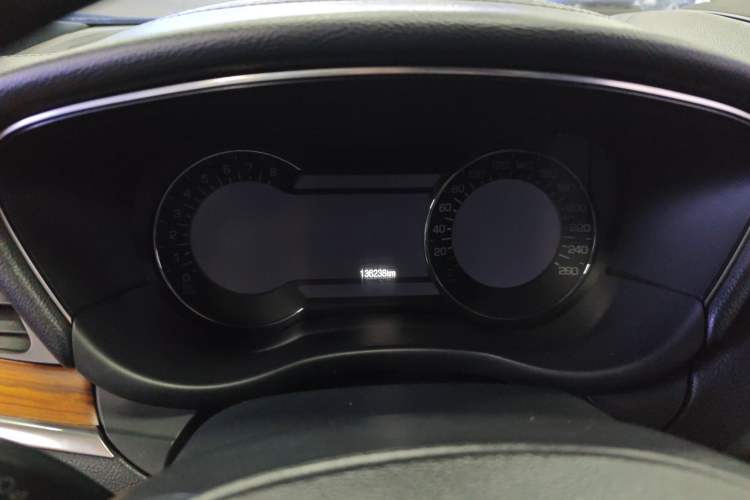 Used Lincoln MKC 2017 2.0T Two-Wheel-Drive Luxury Edition