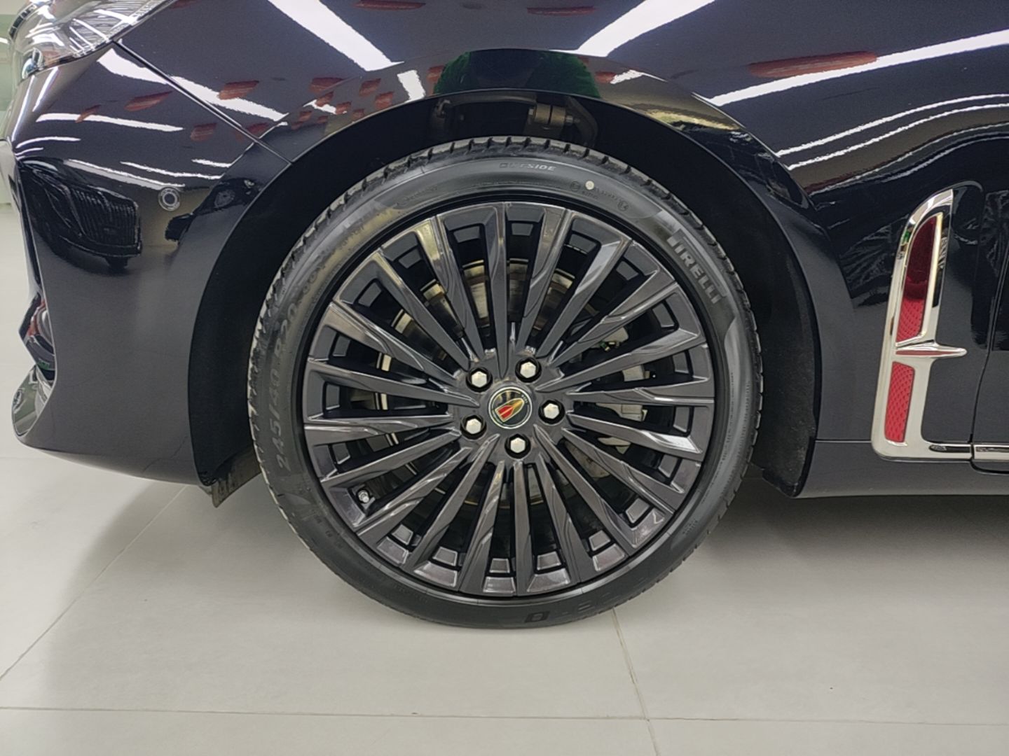 Hongqi H9 2025 2.0T Two-Wheel Drive Flagship Private Enjoyment Fashion Edition 5 Seats — снимка 10