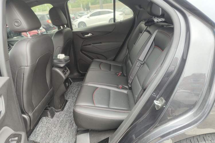 Used Chevrolet Equinox 2021 550T RS Smart Boundary-Pushing Edition Left Rear Seat