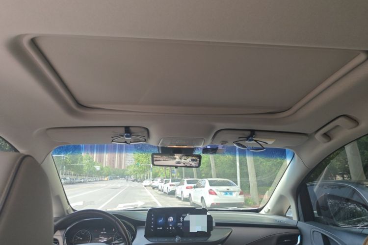 Used Buick GL8 2021 Land Cruiser Executive 652T Premium Model