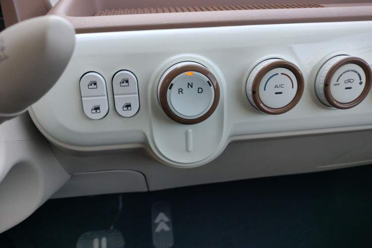 Used Bestune Pony 2026 222km Colorful Horse