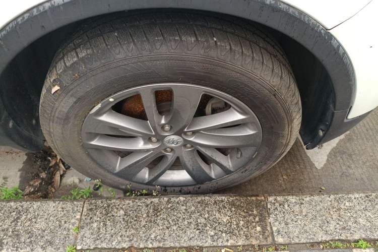 Used Buick Encore 2016 18T Automatic Two-Wheel Drive Urban Leading Edition