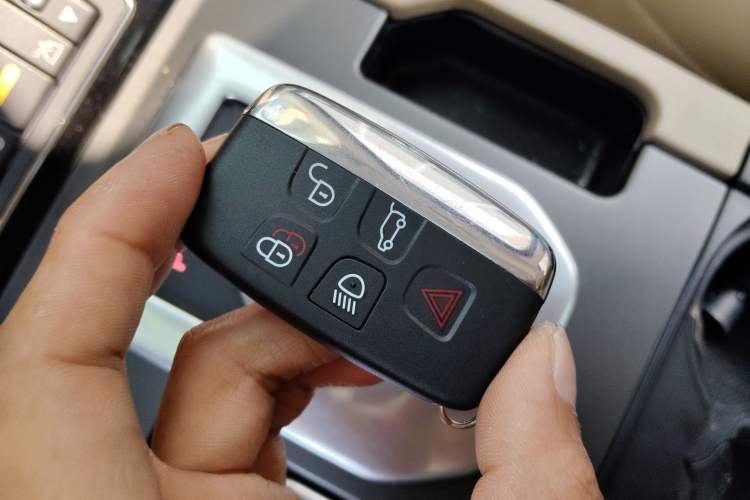 Used Land Rover Discovery 2013 3.0 SDV6 HSE Diesel Edition