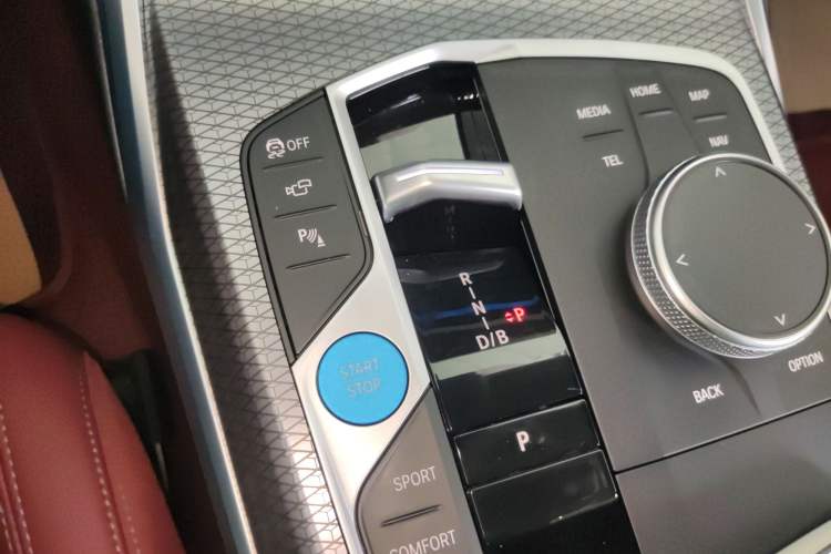 Used BMW i3 2025 eDrive 40 L Midnight Edition