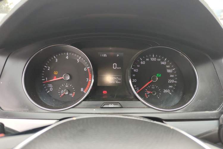 Used Volkswagen Lamando 2015 230TSI DSG Fashion Edition Instrument Cluster
