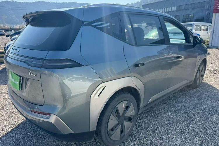 Used AION Y 2023 Younger Rear Right 45 Deg