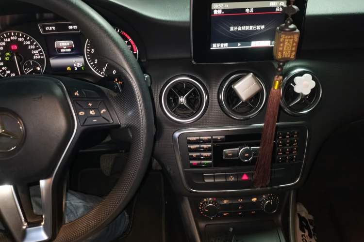 Used Mercedes-Benz A-Class (Import) 2015 A 180 Standard Model
