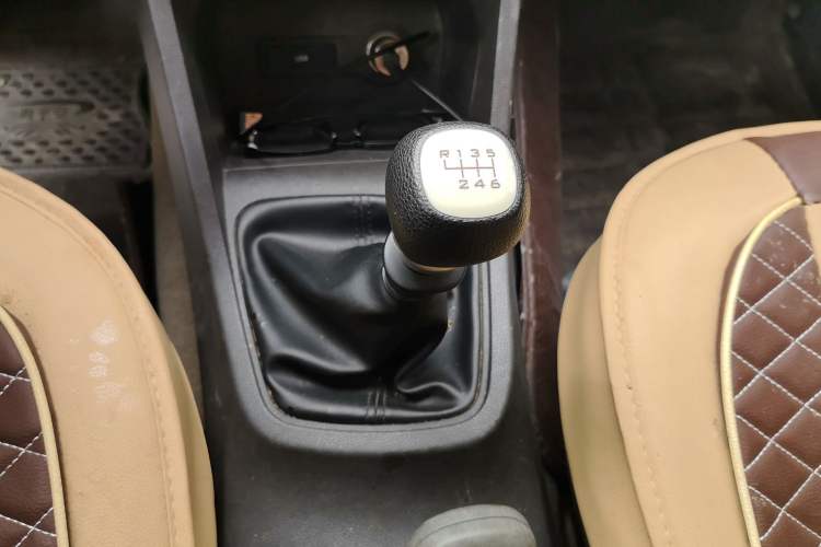 Used Wuling Hongguang 2019 1.5L S Comfort Edition China VI LAR