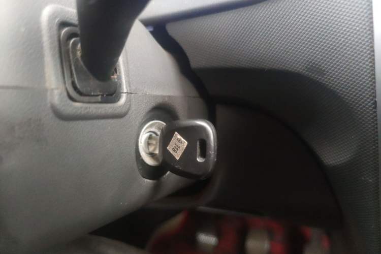 Used Suzuki Wagon R X5 2013 Revised Version 1.4L VVT Cruise Edition