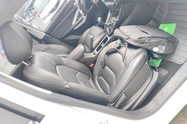 Used Baojun 530 2021 Global Car Anniversary Edition 1.5T Manual Luxury Model 6 Seats
