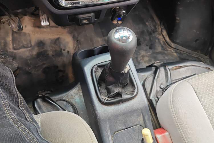 Used Jinbei Hiace X30 2018 1.3L Standard Edition DLCG12