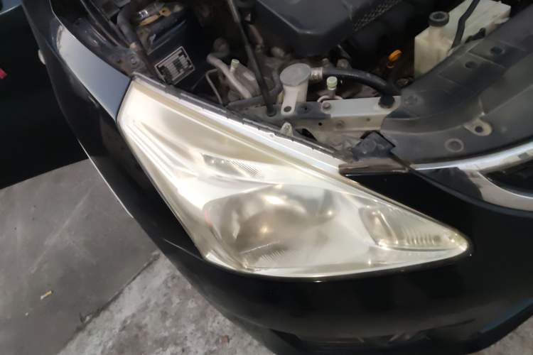 Used Nissan Tiida 2011 1.6L CVT Smart Version