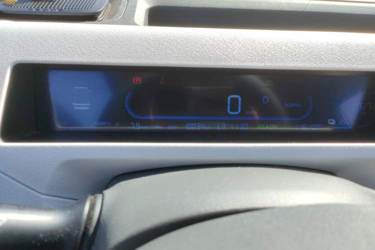 Used Geely Galaxy Panda 2024 Panda Mini 200km Endurance Bear
