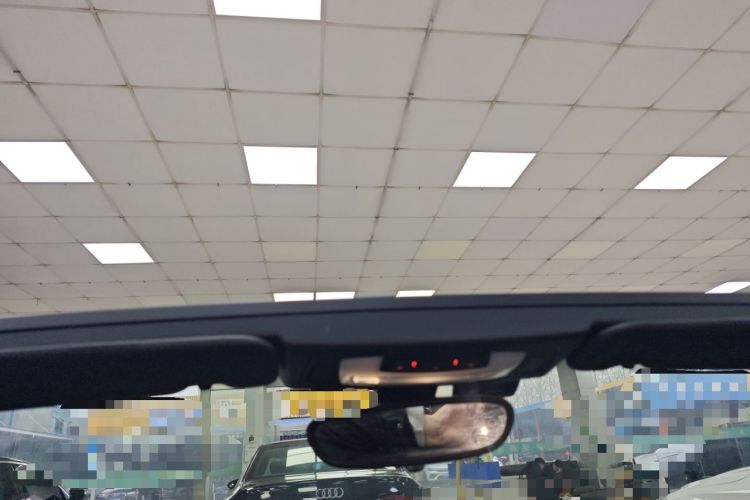 Used BMW 2 Series 2015 220i Convertible Coupe Leading Model
