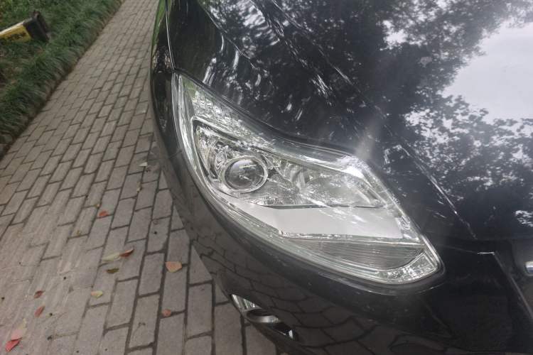 Used Ford Focus 2012 Sedan 1.6L Automatic Fashion Edition