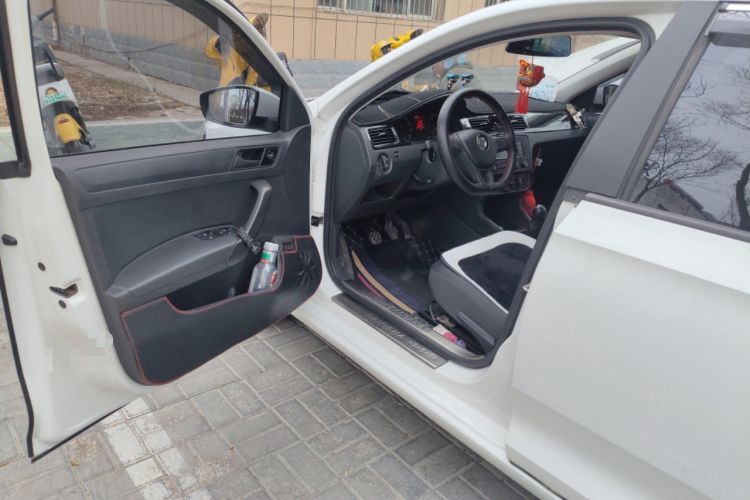 Used Volkswagen Santana 2016 1.4L Manual Fashion Edition
