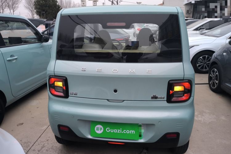 Used Geely Galaxy Panda 2023 Panda Mini 200km Endurance Bear
