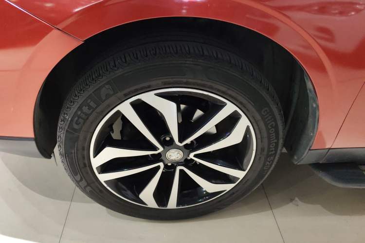 Used Venucia T90 2017 2.0L CVT Fashion Edition
