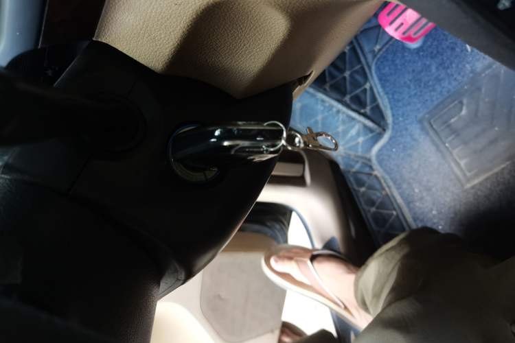 Used Volkswagen Touran 2008 1.8T ZhiZun Edition Automatic 5-Seater Vehicle Key