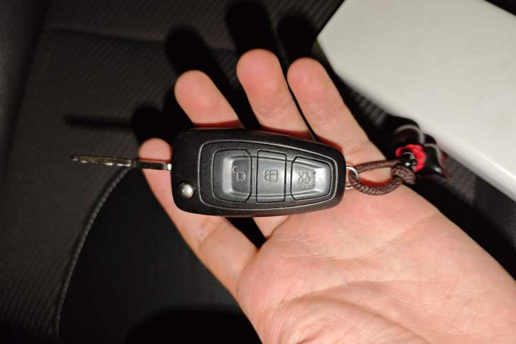 Used Ford Kuga 2015 1.5L GTDi Two-Wheel Drive Fashion Edition
