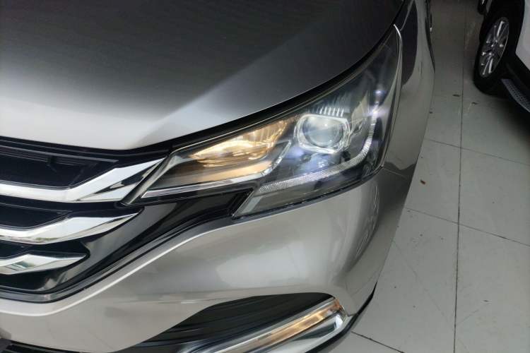 Used Dongfeng Aeolus AX7 2018 Classic 1.6T Automatic Luxury Model
