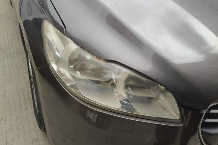 Used Peugeot 301 2014 1.6L Automatic Comfort Edition Right Front Headlight