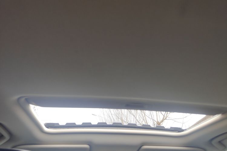 Used Mitsubishi Outlander 2019 2.4L 4x4 Zhi Xiang Edition 7 Seats China V Emission Standard
