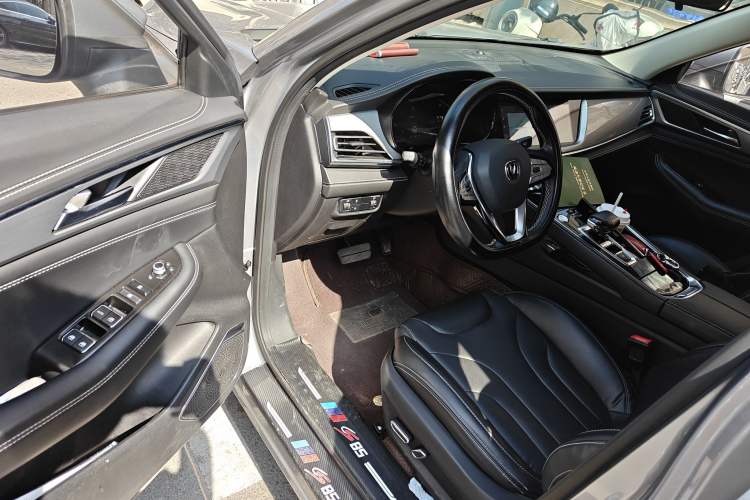 Used CHANGAN CS85 COUPE 2019 2.0T Automatic Version China V Standard
