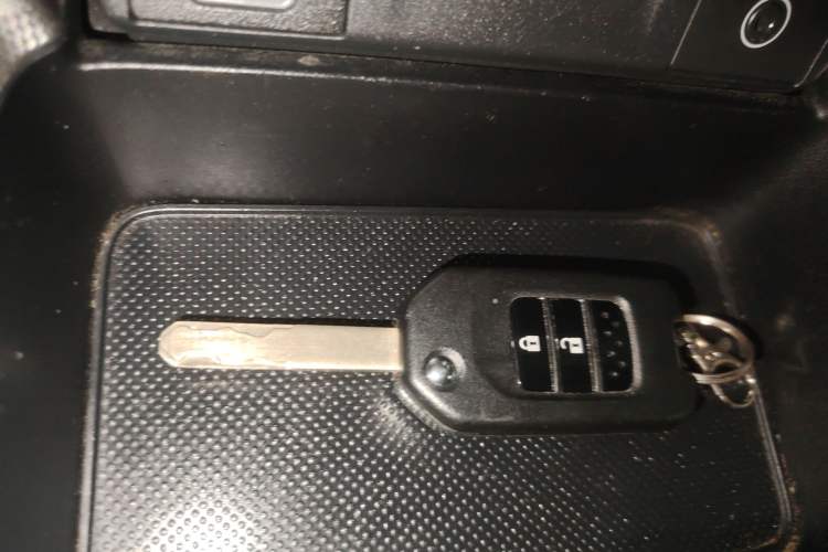 Used Honda CR-V 2021 240TURBO CVT 2WD Comfort Version Vehicle Key