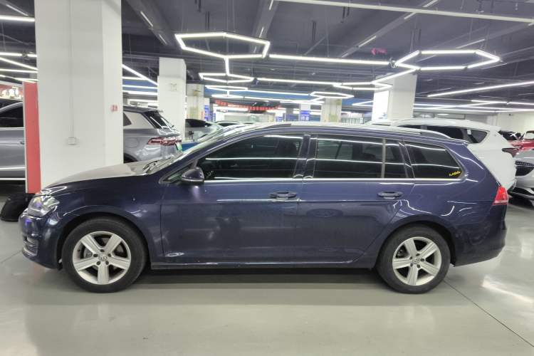 Used Volkswagen Golf 2014 1.4TSI Luxury Travel Edition