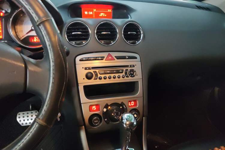 Used Peugeot 408 2010 2.0L Automatic Luxury Edition
