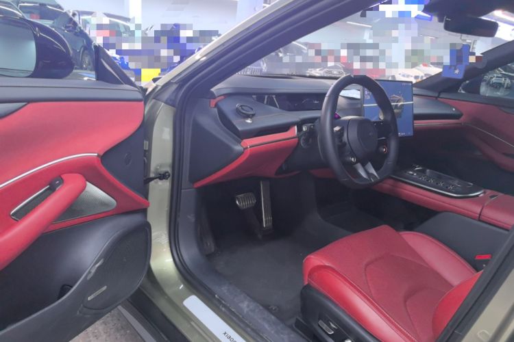 Used Xiaomi Auto SU7 2024 Four-Wheel Drive Ultra-Long Range Advanced Intelligent Driving Max Edition