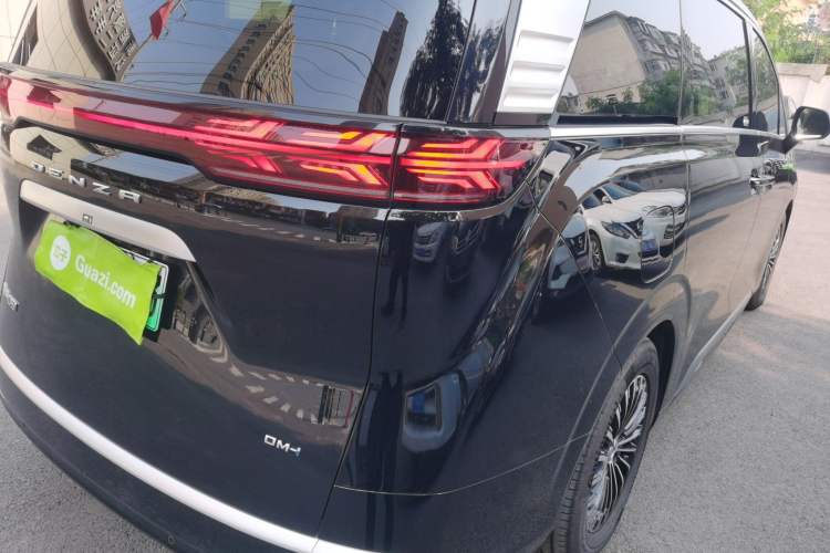 Used Denza D9 2024 DM-i 1050 Luxury Model