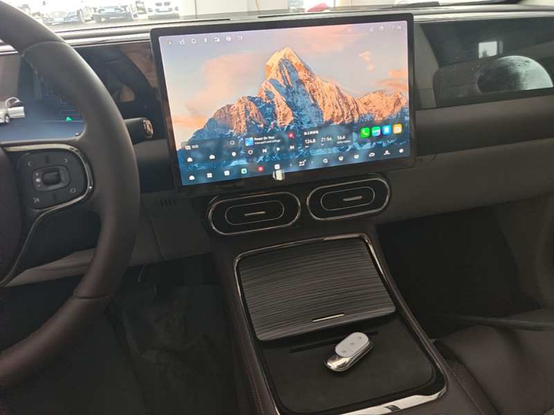 Used Leapmotor C11 2024 All-Electric 580 Luxury Edition — 12