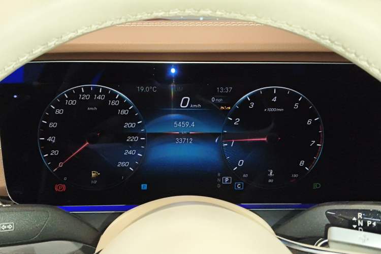 Used Mercedes-Benz E-Class 2023 Updated E 300 L Fashion Edition
