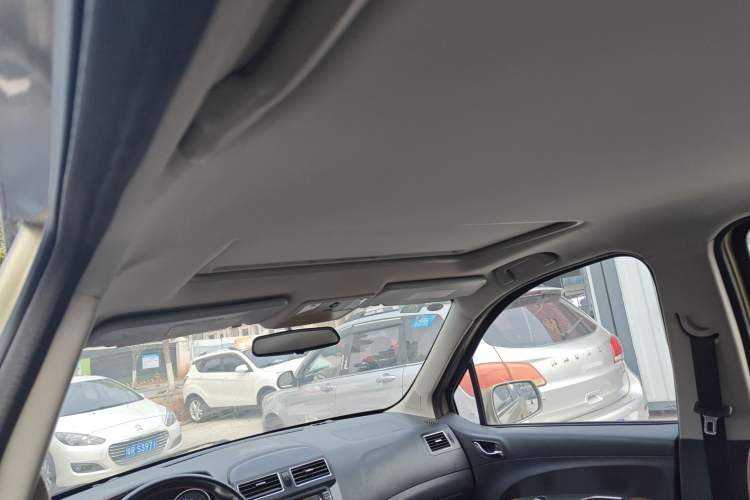 Used FORTHING Joyear X5 2015 1.6L Manual Luxury Model Headliner