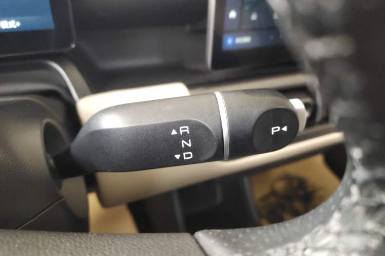 Used Wuling Bingo PLUS 2024 510 km Flagship Edition Four-Seater Version
