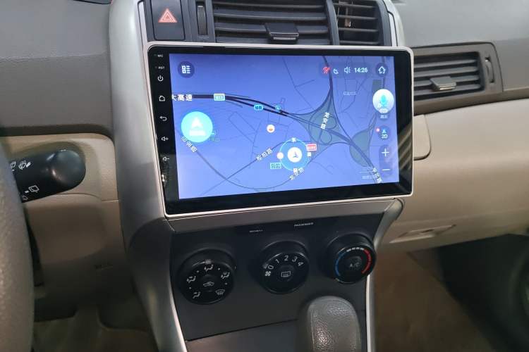 Used Toyota Verso 2014 Starlight 180E CVT Elite Edition Audio And AC Panel