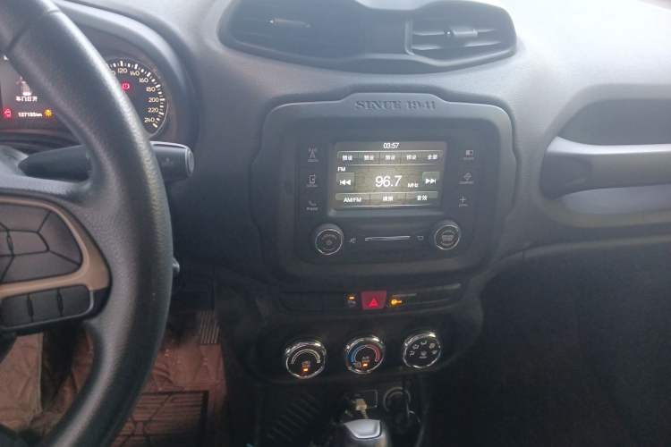 Used Jeep Renegade 2016 1.4T Automatic Jingneng Edition
