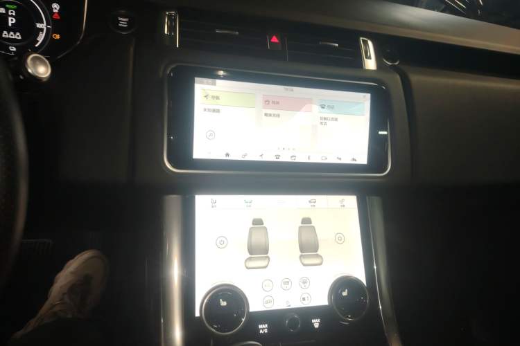 Used Land Rover Range SportNew Energy 2019 P400e HSE Audio And AC Panel