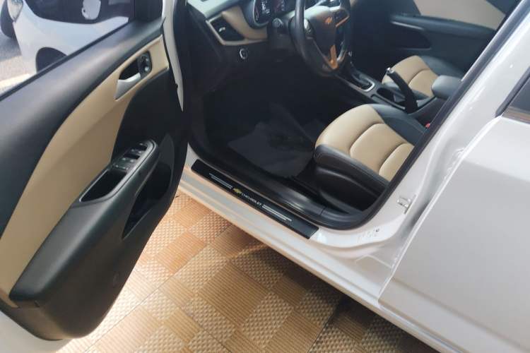 Used Chevrolet Monza 2022 320 Automatic Enjoyment Sunroof Version
