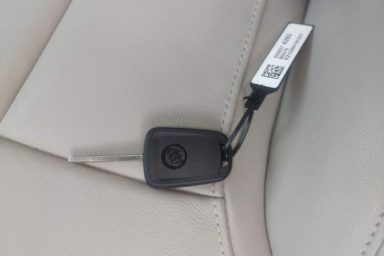 Used Buick GT 2019 15T Dual-Clutch Connected Elite Model China VI