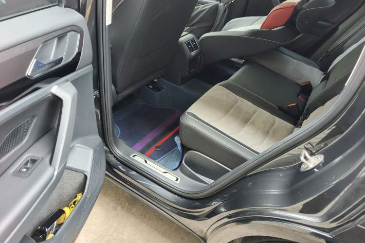 Used Volkswagen Tayron X 2020 330TSI Two-Wheel Drive Luxury Smart Connectivity Version
