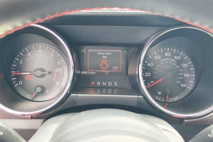 Used Ford Mustang  Instrument Cluster