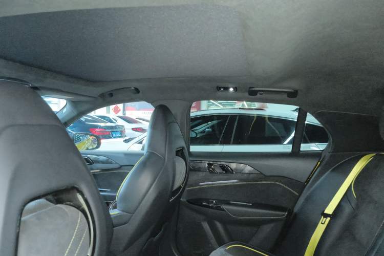 Used Lynk & Co 03 2021 03+ 2.0TD Automatic Wind-Chasing Edition
