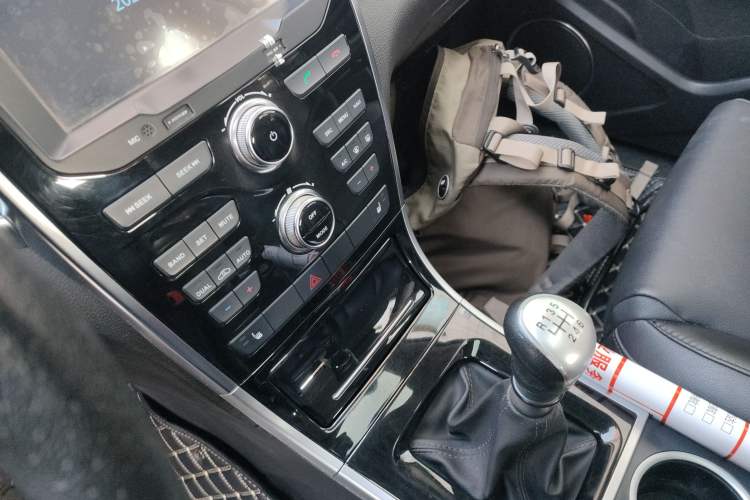 Used Haval H2 2014 1.5T Manual Two-Wheel Drive Prestige Edition
