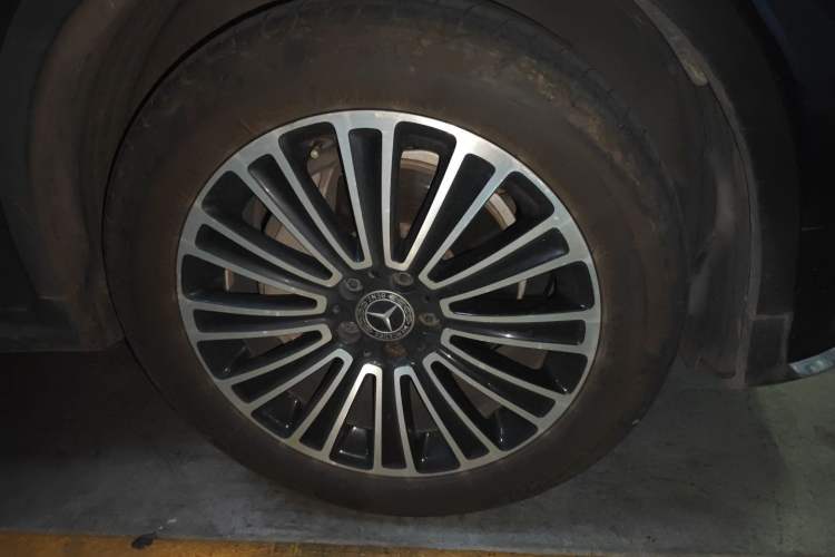 Used Mercedes-Benz GLC 2019 GLC 260 L 4MATIC Dynamic Model Right Front Wheel Hub