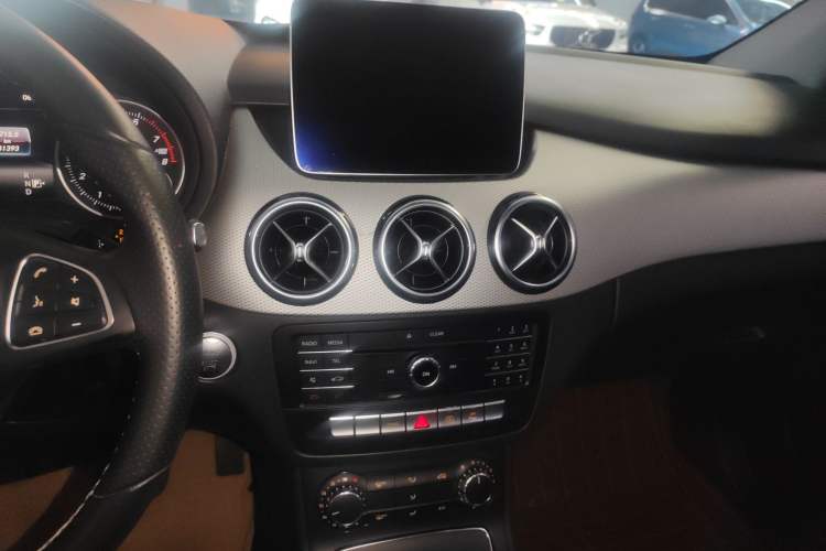 Used Mercedes-Benz B-Class 2017 B 200 Sport Edition