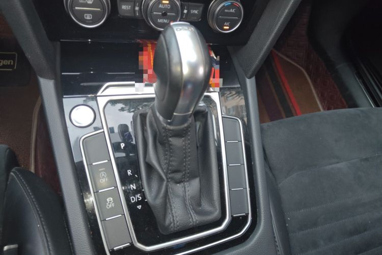 Used Volkswagen Magotan 2017 330TSI DSG Luxury Model
